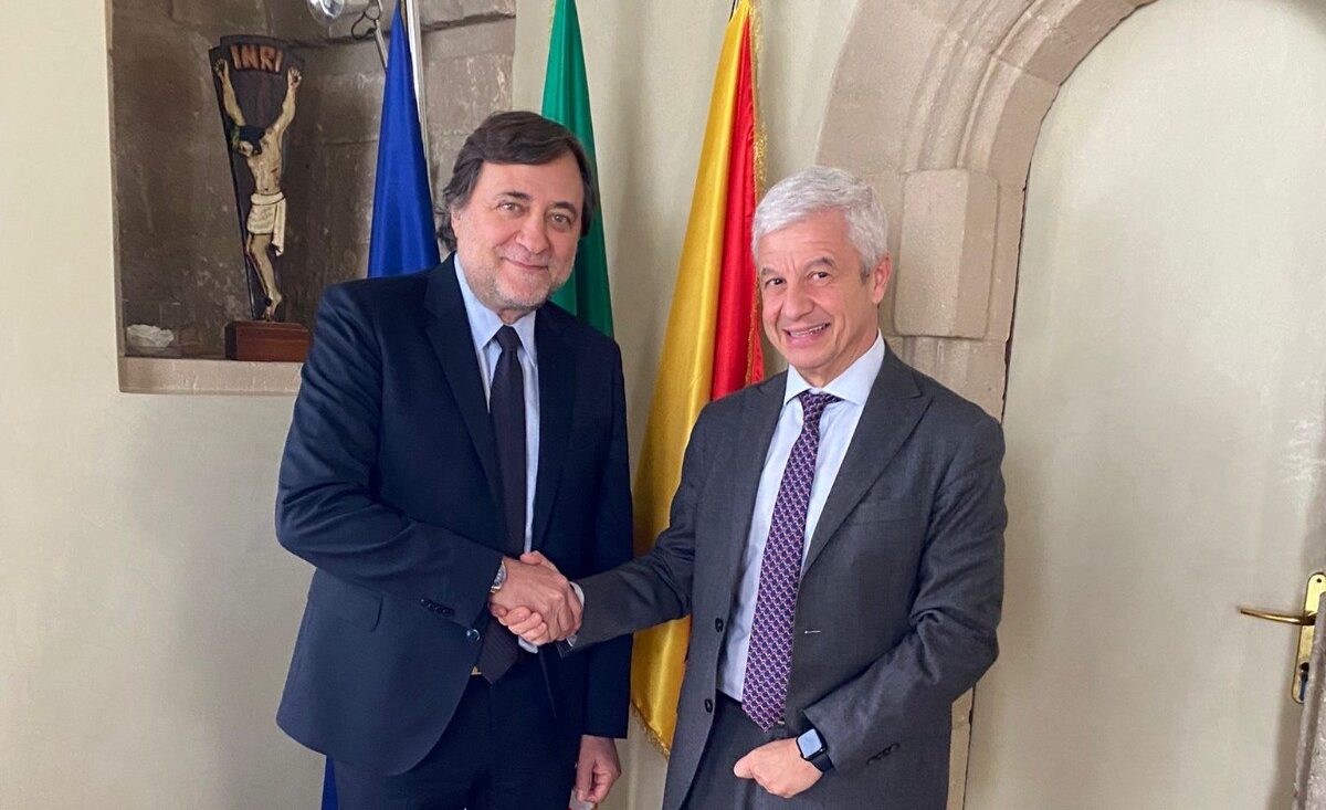 Scomia ITALIA ECONOMY - UniPa e AMG Energia insieme