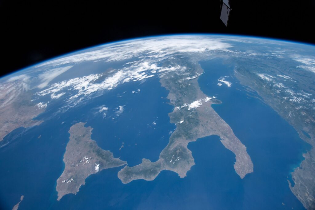 ITALIA ECONOMY - Space Economy, nuovo disegno di legge