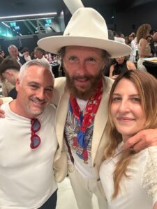 ITALIA ECONOMY - iVision Tech firma gli occhiali di Jovanotti